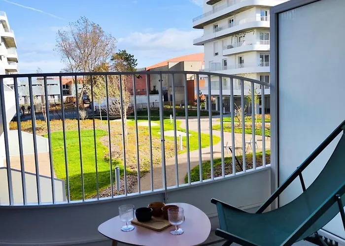 Sea Side - Maloe - *